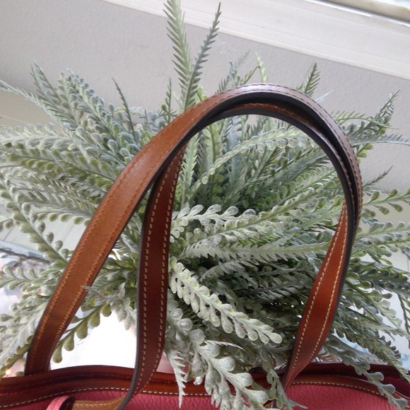 Dooney & Bourke  pebbled grain  Charleston Tote * MINT* - Picture 6 of 7